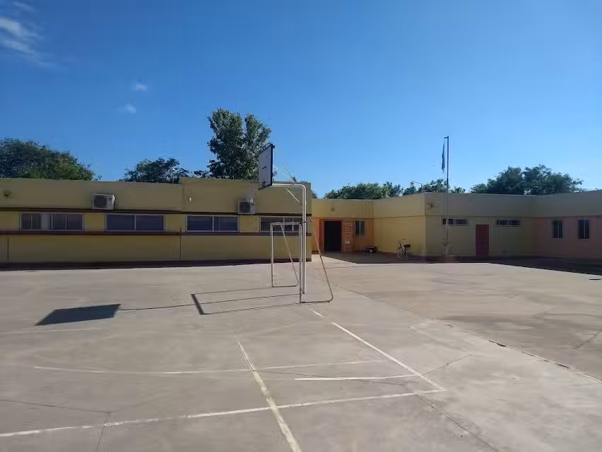 IPETYM N&deg; 262 &ldquo;Dr. Belisario Roldan&rdquo;