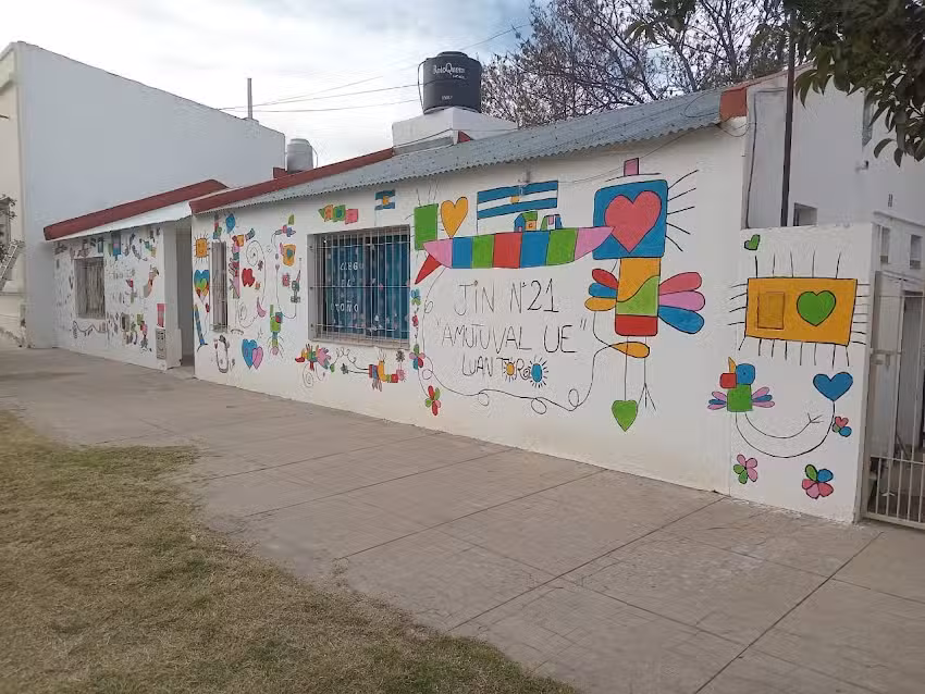 J.I.N. N&ordm; 21 en Escuela N&ordm; 55