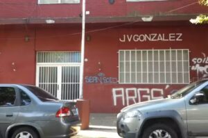 J V GONZALEZ ESCUELA No. 13