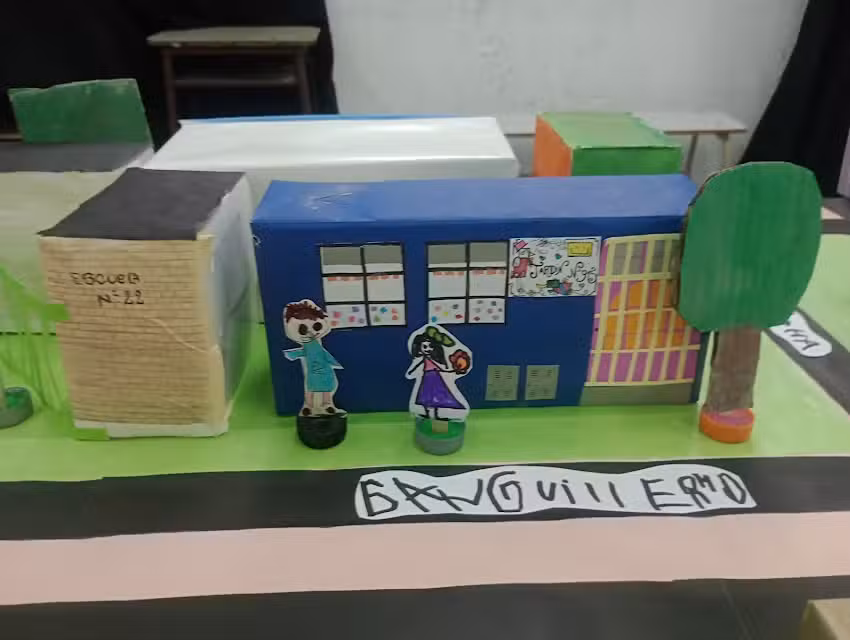 Jardin De Infantes 915, Martin Coronado