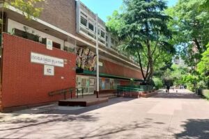 Jard&iacute;n de Infantes Com&uacute;n N&deg; 02/04&deg; Carlos Della Penna