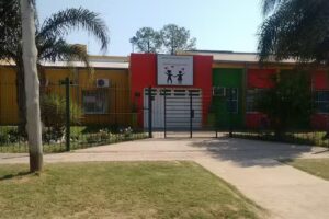 Jardin de Infantes N° 10 Angela Peralta Pino