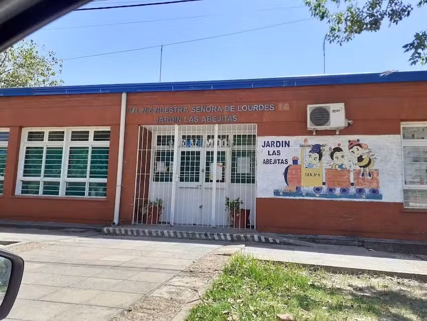 Jard&iacute;n de Infantes N&deg;8