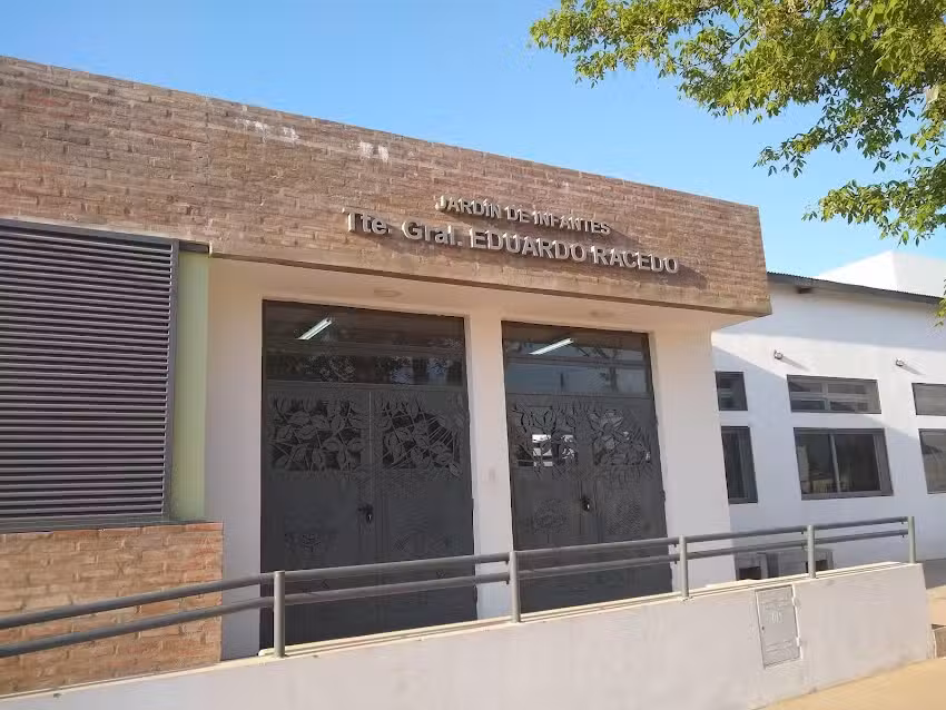 Jard&iacute;n de infantes Tte gral Racedo