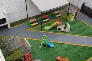 Jardín de Maternal y de Infantes Cuna de Tesoros