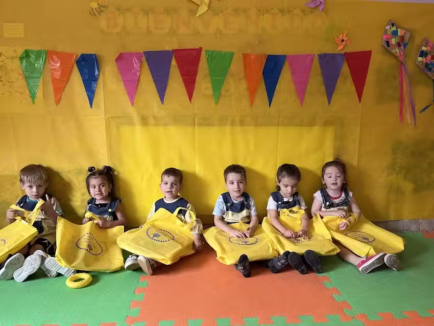 Jard&iacute;n Maternal Jacarand&aacute;