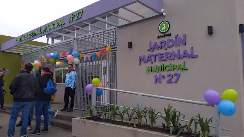 Jard&iacute;n maternal municipal n 27