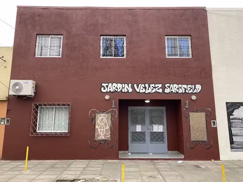 Jard&iacute;n V&eacute;lez S&aacute;rsfield