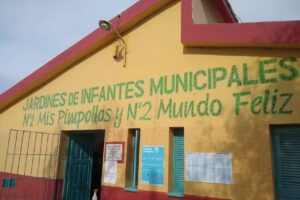 Jardines de Infantes Municipales N° 1 Mis Pimpollos y N° 2 Mundo Feliz