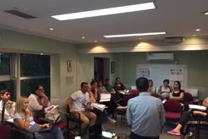 MONICA DREYER &ndash; Consultora & Escuela de L&iacute;derazgo