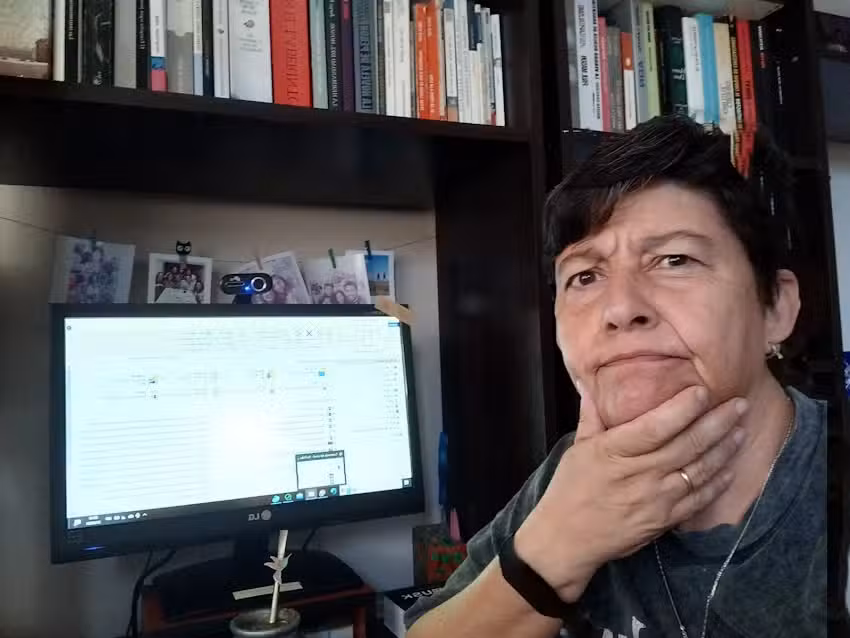 Profesora Elisa Fern&aacute;ndez