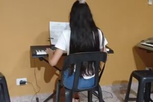 Profesorado en guitarra y órgano Electronico!!