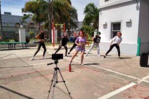 Sal&oacute;n DearK I