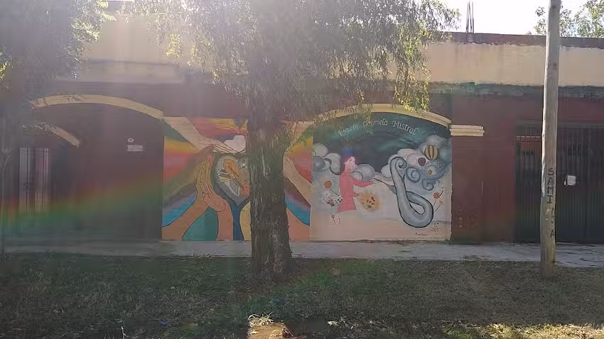 Secundaria Gabriela Mistral