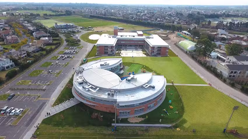 St. Andrew&rsquo;s Scots School &ndash; Campus