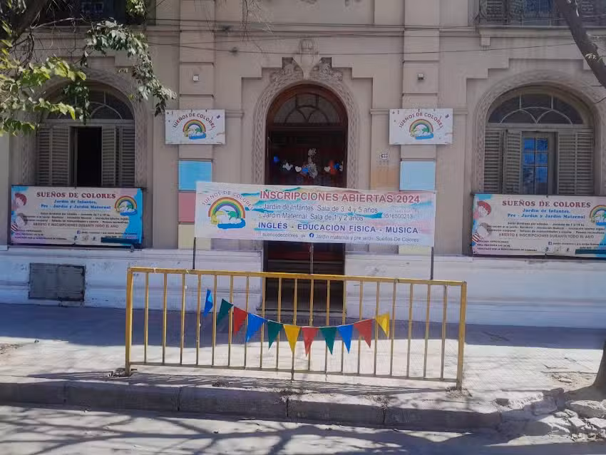 Sue&ntilde;os de Colores