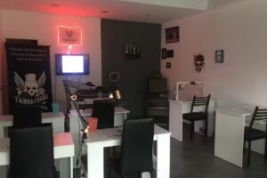 Tienda de Uñas | Salón/ Escuela y Rock&roll