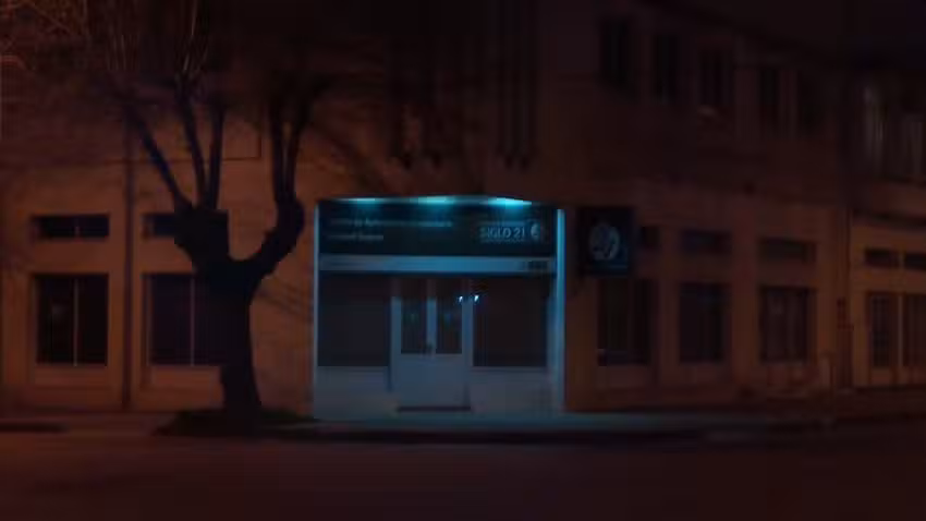 Universidad Siglo 21 &ndash; CAU CORONEL SU&Aacute;REZ