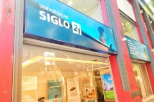 Universidad Siglo 21 &ndash; CAU SAN ISIDRO