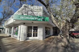 Universidad Siglo 21 &ndash; CAU VILLA REGINA